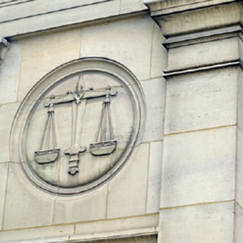 Photo d'un palais de justice